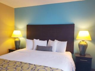 Baymont Inn & Suites by Wyndham Huber Heights Dayton Northeast - 1