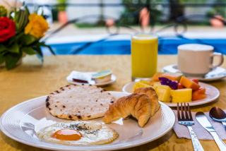 Hotel Portales Del Campestre - 8