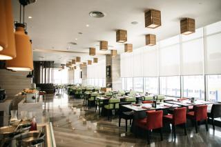 Holiday Inn & Suites Jakarta Gajah Mada by IHG - 3