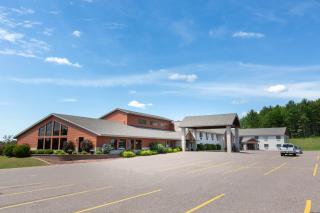 AmericInn by Wyndham Merrill - 9