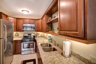 Ski on ski off right from your door nicely decorated 2 bedroom, Sunrise L3 - Killington - 2