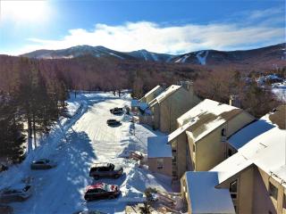 Perfect four bedroom condo with shuttle to the mountain, ski Back Whiffletree D8 - Killington - 8