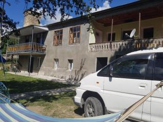 Guest House Adelina - Mestia - 1