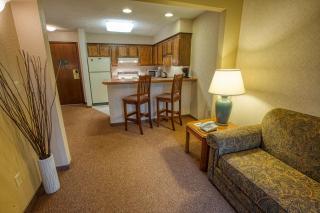 Sophie Station Suites - Fairbanks - 3