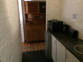 Dreamland Beach House & Studios at Supertubes - Jeffreys Bay - 9