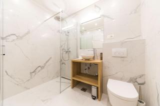 Glow luxury apartment with terrace and jacuzzi - 1