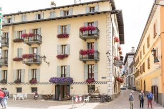 Meublé Albergo Dante - Bormio - 0