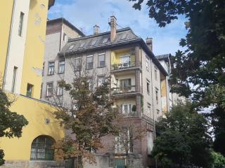 2 Bedroom Apartment near Heroes Square - Budapest - 4