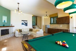 Archos Villa with Pool, Play Area,BBQ & Amazing View!! - Mési - 4
