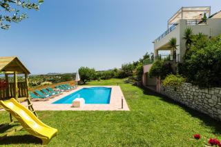 Archos Villa with Pool, Play Area,BBQ & Amazing View!! - Mési - 7