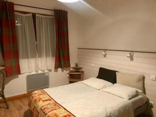 AUBERGE SAINT MICHEL - Saint-Martin-dʼUriage - 1