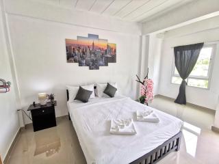 Thai Orange Villas - 6