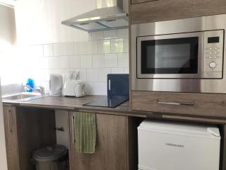 Safe Move - 23 Lancaster House - Leicester - 5