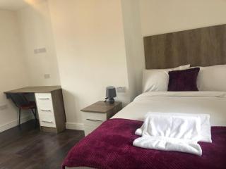 Safe Move - 23 Lancaster House - Leicester - 2