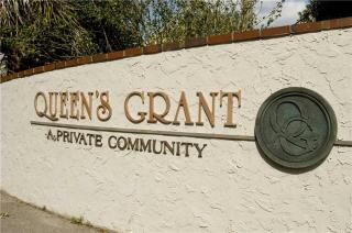 Queens Grant 717 - 6