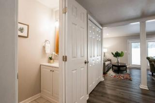 Modern + Cozy Townhome - minutes to Avalon w/king - Roswell - 7