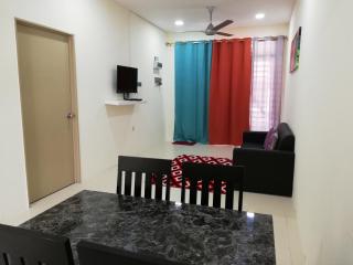 Neesa Homestay Bukit Gambang-Muslim - 3