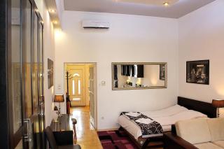 Budapest Center Apartments-Tomy - 9