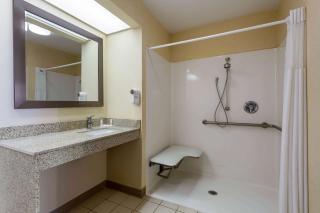 Baymont by Wyndham Easley/Greenville - Easley - 7