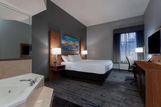 La Quinta by Wyndham St. Petersburg Northeast *Newly Renovated - St. Petersburg - 4