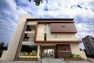Ponnis Hotel - Palni - 0