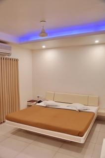 Hotel Kuber - Porbandar - 8