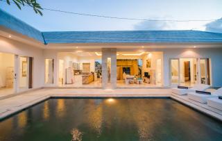 Villa Tirta Padi 2 Ubud - Ubud - 1
