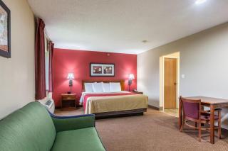 Econo Lodge Shelbyville - Shelbyville - 6