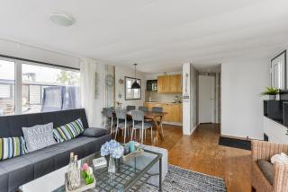Bright and Comfortable Houseboat - Aalsmeer - 1