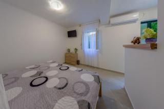 Room Nino - Skradin - 3