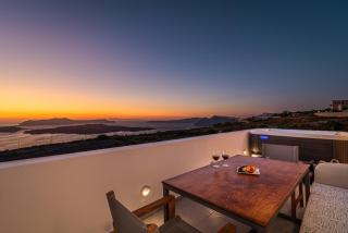 Caldera Stories private suites - 5
