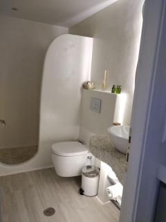 Marina's Suites - 7