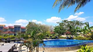 Luwansa Beach Hotel - Labuan Bajo - 1