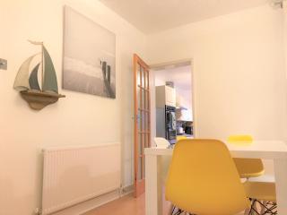 Seaside House with Parking - Worthing - 2