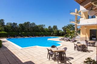 Hotel Cala Dei Pini - 2