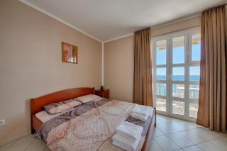XXL Apartments - Dobra Voda - 3