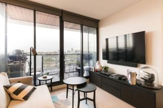 Laurent Balcony Views Steps from Laneway Vibes - 3