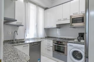 Heros by Forever Rentals - 5