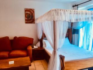 Bamburi Beach Studio Apartment B41 - Bamburi - 3