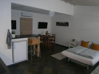 Wohnen im ehemaligen Kaminstudio mit Klimaanlage - Lutherstadt Wittenberg - 8