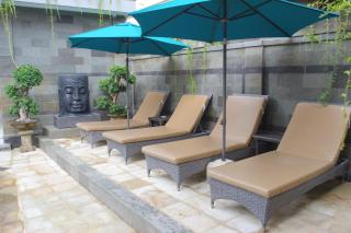 Flamboyan Hotel - Kuta - 5