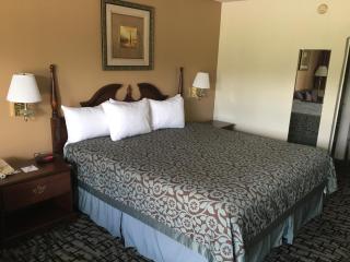 Days Inn by Wyndham Picayune - Picayune - 6