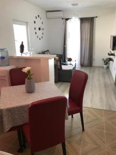 Apartman Djordje 1 - Budva - 0