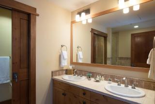Family Friendly Residence in Village at Northstar! - Iron Horse North 105 - Truckee - 8