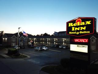 Relax Inn Motel and Suites Omaha - Omaha - 2