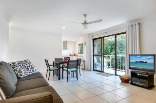 2 Bedroom Unit Mooloolaba- Walk to the Beach - 2