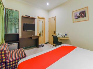 Cedar Court - 1