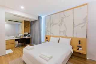 Artino Hotel Silom - Banguecoque - 4