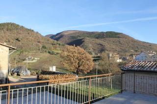 Villa Costanzi - Breezy Terrace On The Cucco - Sigillo - 7