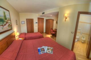 Hotel Garnì Posta - Pescasseroli - 1